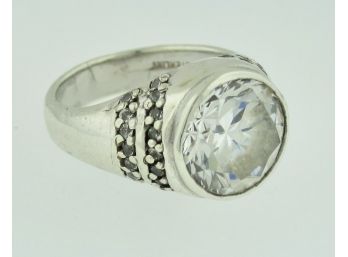 Sterling Silver Band W Round CZ Center Stone Size 6.5'