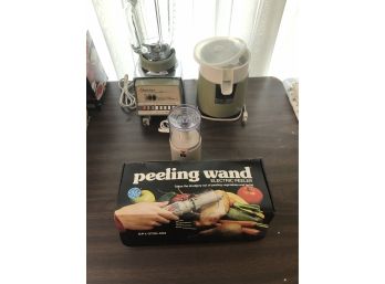 4 Pc Lot Blender, Peeling Wand, Mini Chopper, Juicer