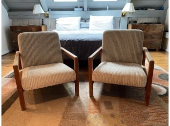 Pair Of Fantastic Mid-century Modern Armchairs