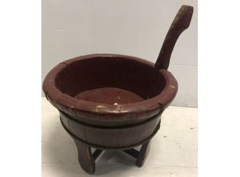 Red Footed Chinese Bucket With Handle