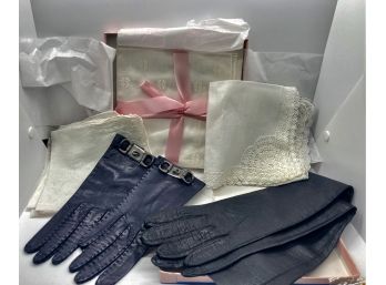 Lot Of Vintage Ladies Hankies And Gloves - 9 Pieces