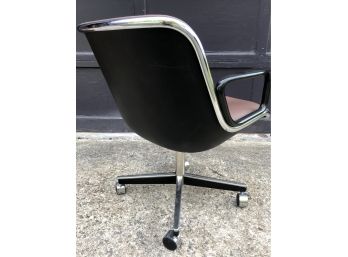 Iconic Pollock Chair By KNOLL Mid Century Modern Classic E