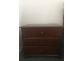 Ethan Allen American Dimensions Nightstand .