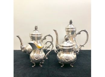 Dazzling Sterling Silver Tea Set - 4 Pieces - Repousse Floral Design - Total 2,026 Grams