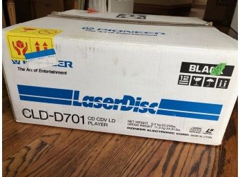 Pioneer Laser Disc Player CLD-D701 In Original Box