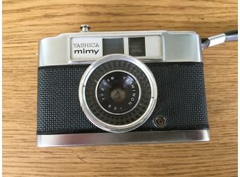 Vintage Yashica Mimy Camera. Yashinon 1:2:8 F2.8 Cm. Serial Number ME 4073072. Made In Japan. As Is. Untested