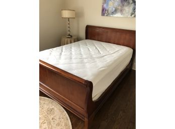 Drexel Heritage Queen Sleigh Bed