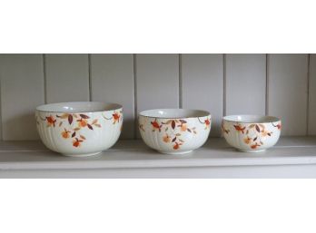 Hall's Superior Jewel Tea Autumn Leaf Nesting Mixing Bowls Vintage Set Of 3.