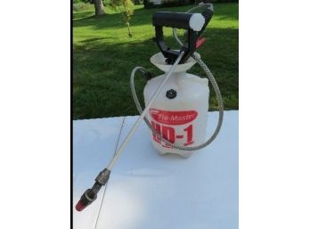 Home And Garden 1 Gallon Pump Sprayer - Vegetables, Trees, Pesticides, Multiple Uses