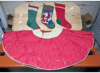 Quilted Christmas Tree Skirt And Stockings