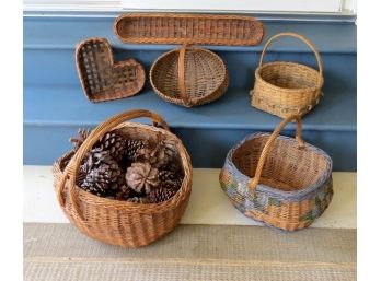 Collectible Country Basket Lot