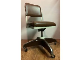 Vintage Costco Business Supply Office Chair With Rolling Base