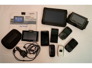 Estate Handheld Electronics Lot - GPS Devices, Cell Phones & Kindle