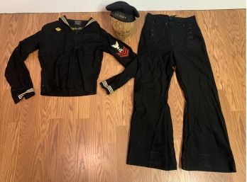 WWII Navy Cracker Jack Uniform W/ Machinist Patch