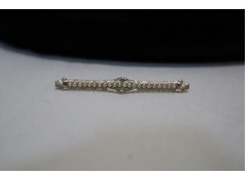 10K White Gold Bar Pin