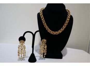 Monet Gold Tone Chain And Clip On Earrings