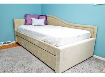 Daybed With Trundle