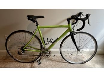 Cannondale Road Bike With Shimano Clips