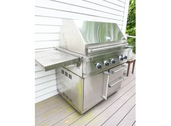 Viking Professional Gas Grill