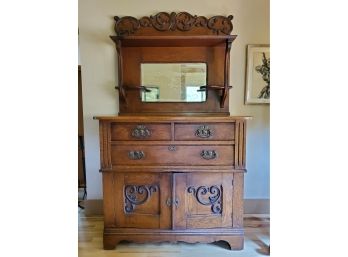 Late 19th Century Oak Cottage-style Dresser With Mirror