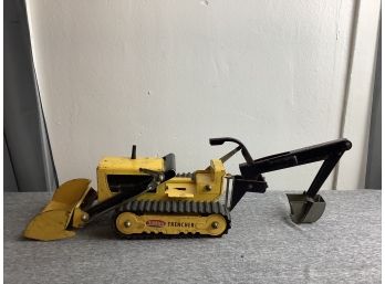 Vintage Metal Tonka Trencher