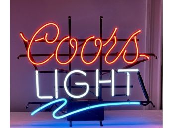 Working Coors Light Bar Sign