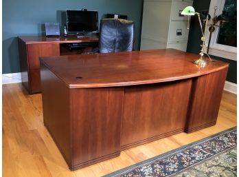 Beautiful Large Executive Desk With Matching Computer Credenza & Black Leather Swivel Chair ALL FOR ONE BID !