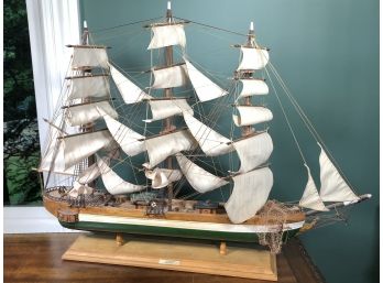 Very Nice Clipper Ship Display Model - Very Detailed - All Hand Made - CLIPPER SHIP RAINBOW 1845 - Very Nice !