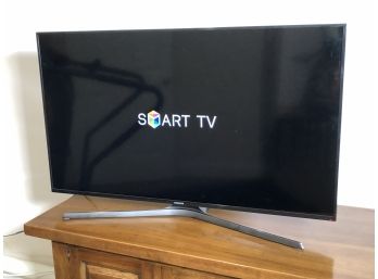 Fantastic SAMSUNG - 40' LCD SMART TV - Flat Screen TV - Thin Case With Stand & Remote - USED IN GUEST ROOM