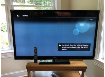 Fantastic SONY BRAVIA 55' Smart TV - Very Thin - USED VERY LITTLE With Remote Control & Manual XBR55 -