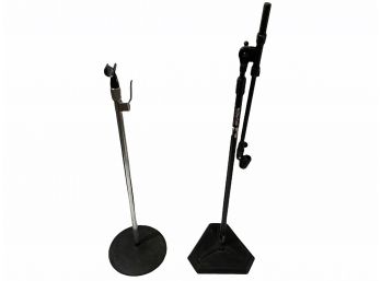 2 Microphone Stands