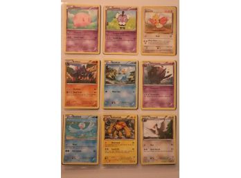 18 Pokemon Cards - Munna 2011, Gothita 2011, Spearow 1999-2000