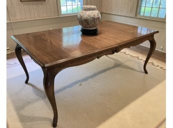 Mint Vintage Carved Oak Dining Room Table With Extensions