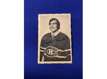 1970-71 O Pee Chee#22 Rogatien Vachon Deckle Edge Montreal Canadiens Card