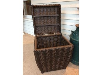 Outdoor Storage Table/ottoman