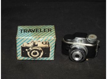 Vintage Tiny Traveler 2 Inch Real Camera In Original Box