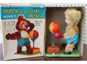 Rare CRAGSTAN Battery Operated Teddy Bear Boxing Champion In BOX - As Found