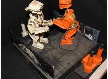 RARE Working  Vintage Rock Em Sock Em Droid Robots