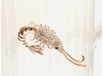 Unique Rhinestone Crawfish/shrimp Brooch