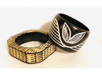 Pairing Of Black And White Carved Bangles