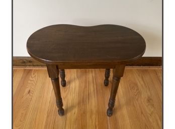 Antique: Small Side Table Shaped Like A Kidney Bean