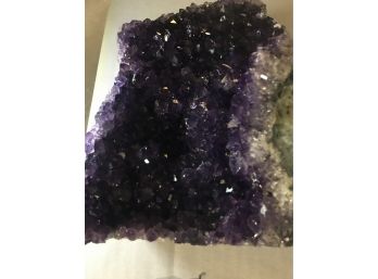 3LB.4oz ,Amethyst Crystal Geode