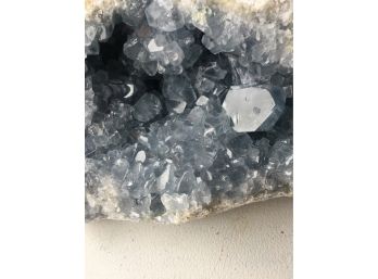 4LB.11oz ,Celestite Geode