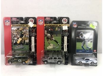 2004/2008 NFL Team Car And Trading Card Set Favre, Porter, Johnson - 3 Pieces