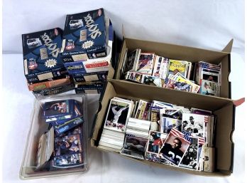 BOX 4 - Huge Lot Of Sports Cards, Baseball, Hockey, Football, Basketball - 1000 Plus