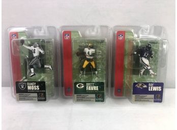 2005 NFL Mini Figure Lot Randy Moss, Brett Favre, Ray Lewis - 3 Pieces - Mcfarlane Toys