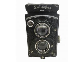 Vintage WWII Era Rolliflex Camera With Case