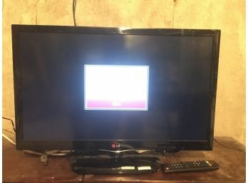 LG  Model 26LN4500 26' Flat Screen TV And Remote