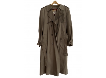 London Towne Mens Trench Coat With Warm Inner Lining Size 40 Long