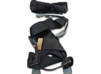 TRAFALGAR Men's Bow Tie & Suspenders